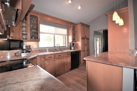 3835 E Cathedral Rock Dr, Phoenix, AZ 85044 photo 6