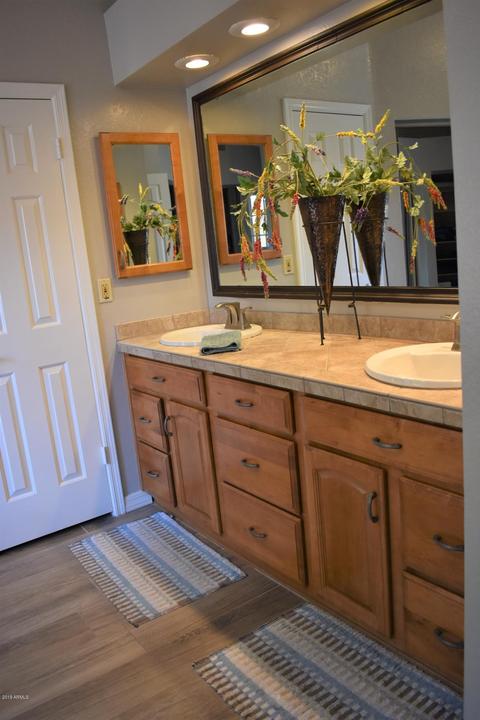 3835 E Cathedral Rock Dr, Phoenix, AZ 85044 photo 9