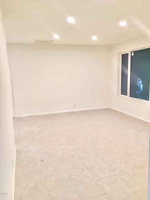 1833 E Chipman Rd, Phoenix, AZ 85040 photo 2
