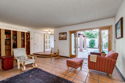 2009 E Alameda Dr, Tempe, AZ 85282 photo 4
