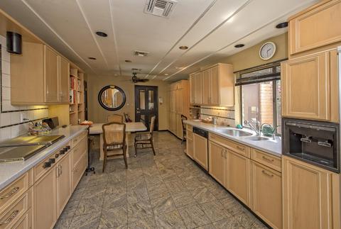 6855 N 17th Pl, Phoenix, AZ 85016 photo 8