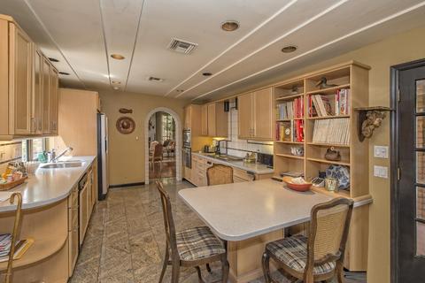 6855 N 17th Pl, Phoenix, AZ 85016 photo 9