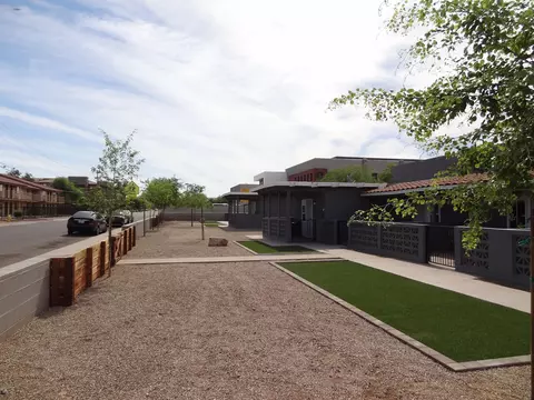 4133 E Belleview St, Phoenix, AZ 85008 photo 3