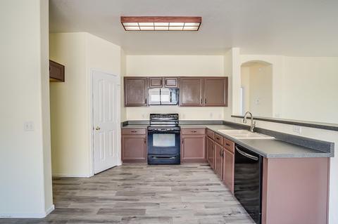 2524 W Hawks Eye Ave, Apache Junction, AZ 85120 photo 2