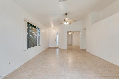3930 E Morrow Dr, Phoenix, AZ 85050 photo 4