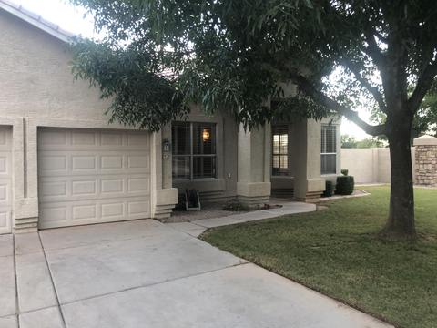 52 S Debra Dr, Gilbert, AZ 85296 photo 2