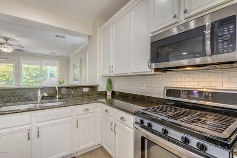 3540 E Comstock Dr, Gilbert, AZ 85296 photo 11