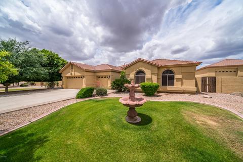 30 S Equestrian Ct, Gilbert, AZ 85296 photo 1