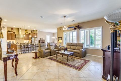 3561 E Chestnut Ln, Gilbert, AZ 85298 photo 4