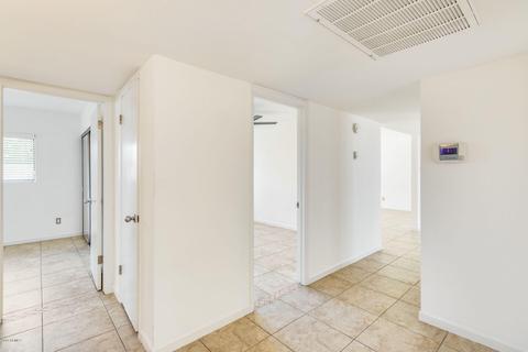 2932 E Windrose Dr, Phoenix, AZ 85032 photo 16
