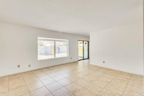 2932 E Windrose Dr, Phoenix, AZ 85032 photo 8