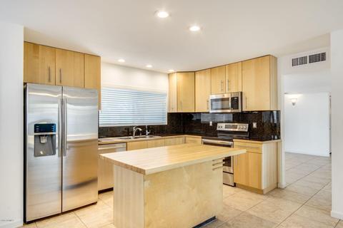 2932 E Windrose Dr, Phoenix, AZ 85032 photo 2