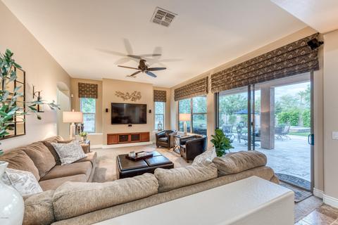894 E County Down Dr, Chandler, AZ 85249 photo 9