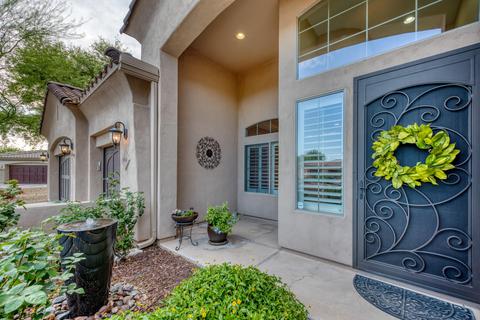 894 E County Down Dr, Chandler, AZ 85249 photo 2