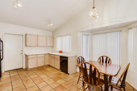 208 W Behrend Dr, Phoenix, AZ 85027 photo 9