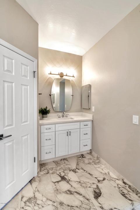 2004 E Freeport Ln, Gilbert, AZ 85234 photo 46