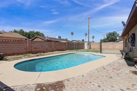 8010 W Earll Dr, Phoenix, AZ 85033 photo 1