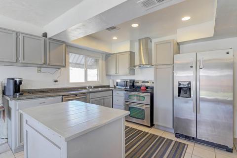 8010 W Earll Dr, Phoenix, AZ 85033 photo 4