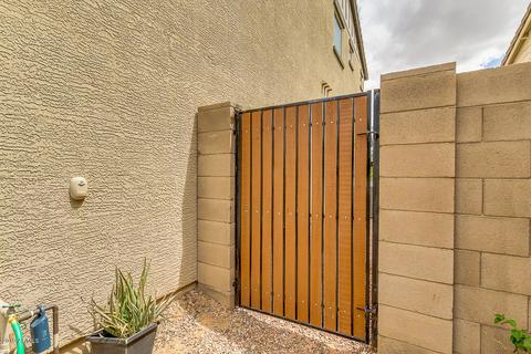 4043 E Comstock Dr, Gilbert, AZ 85296 photo 5