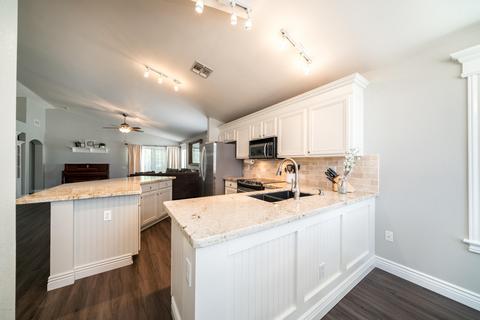 8629 E Monte Ave, Mesa, AZ 85209 photo 9