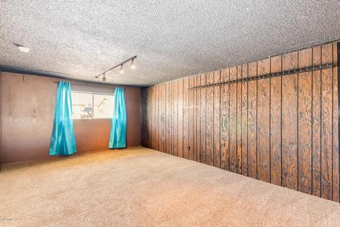 4546 E Lynne Ln, Phoenix, AZ 85042 photo 12