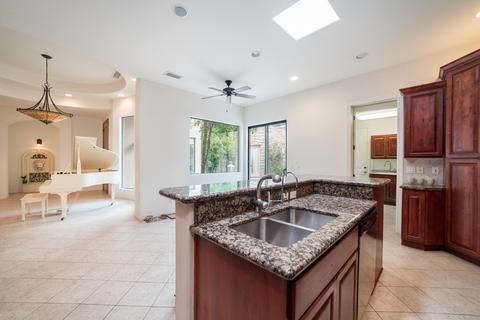 805 E Ocotillo Rd E, Phoenix, AZ 85014 photo 16