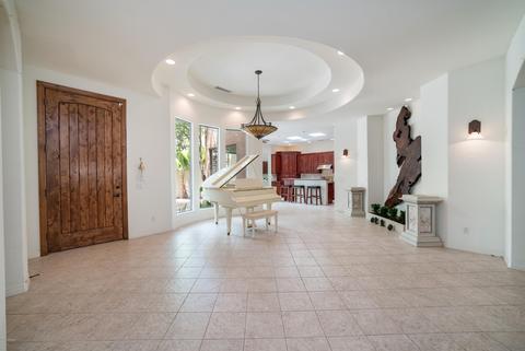 805 E Ocotillo Rd E, Phoenix, AZ 85014 photo 9