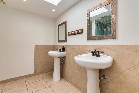 2549 E Brown St, Phoenix, AZ 85028 photo 17