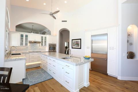 458 E Spur Ave, Gilbert, AZ 85296 photo 4