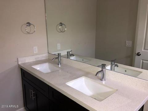 2744 E Chipman Rd, Phoenix, AZ 85040 photo 7