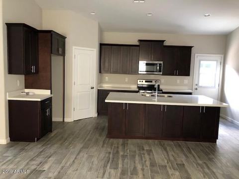 2744 E Chipman Rd, Phoenix, AZ 85040 photo 2