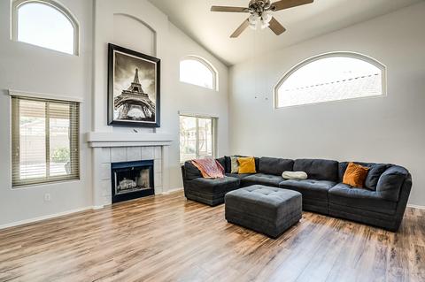 1709 E Tremaine Ave, Gilbert, AZ 85234 photo 4