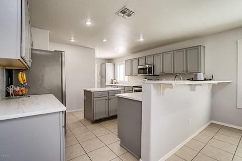 1709 E Tremaine Ave, Gilbert, AZ 85234 photo 7