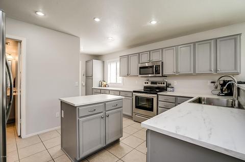 1709 E Tremaine Ave, Gilbert, AZ 85234 photo 8