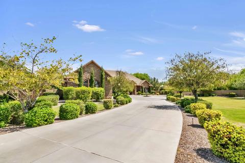 16516 E Pecos Rd, Gilbert, AZ 85295 photo 4
