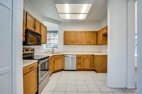 933 E Cullumber St, Gilbert, AZ 85234 photo 4