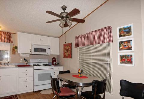 2047 Pinehaven Ln, Overgaard, AZ 85933 photo 16