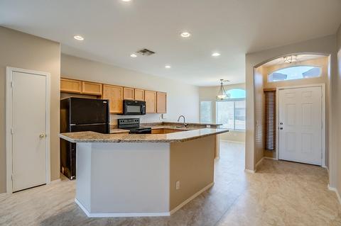 3824 E Thunderheart Trl, Gilbert, AZ 85297 photo 2