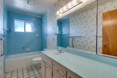 2011 E Flynn Ln, Phoenix, AZ 85016 photo 21