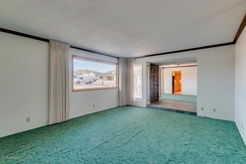 2011 E Flynn Ln, Phoenix, AZ 85016 photo 8