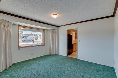 2011 E Flynn Ln, Phoenix, AZ 85016 photo 5