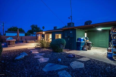 908 E Rovey Ave, Phoenix, AZ 85014 photo 9