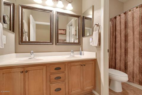 2630 E Bear Creek Ln, Phoenix, AZ 85024 photo 13