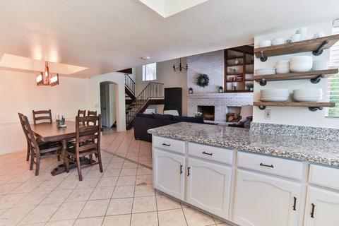 271 E Kroll Dr, Gilbert, AZ 85234 photo 16