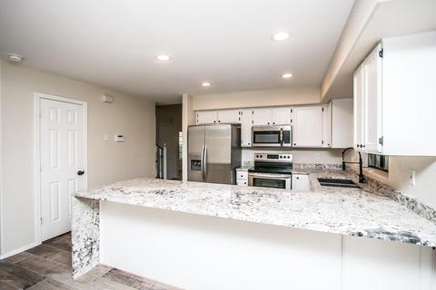 1124 E Rose Ln #16, Phoenix, AZ 85014 photo 11