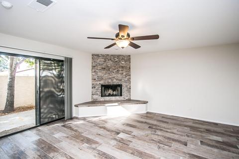 1124 E Rose Ln #16, Phoenix, AZ 85014 photo 6