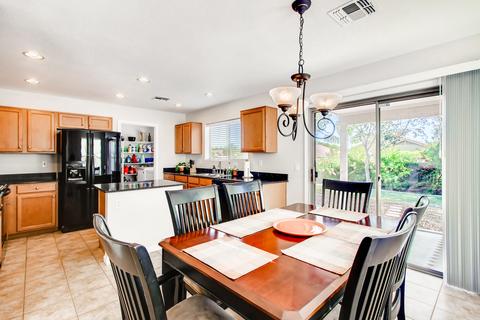 906 E Gwen St, Phoenix, AZ 85042 photo 8