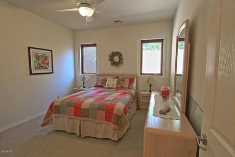 1731 E Gelding Dr, Phoenix, AZ 85022 photo 5