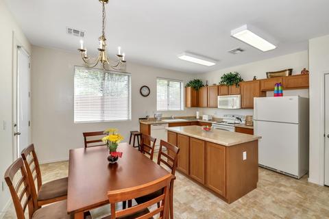 4176 E Woodside Ct, Gilbert, AZ 85297 photo 4