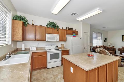 4176 E Woodside Ct, Gilbert, AZ 85297 photo 5